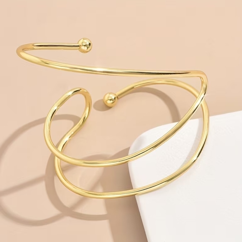 NEW Elegant Gold-Tone Women's Bracelet. Unique Bracelet ⚜️ A5-165 - Picture 3 of 5